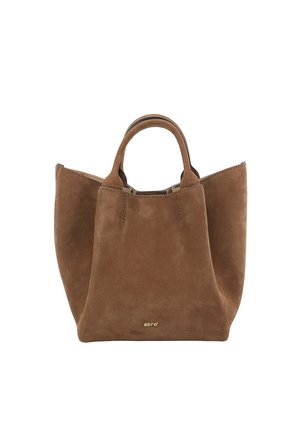 Braune Wildleder-Shoppertasche mit strukturierter Form, zwei kurzen Griffen und einem goldfarbenen Logo-Akzent auf der Vorderseite, mit glatter Textur.