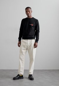 Paul Smith WITH CHEST EMBROIDERY - Sweatshirt - black