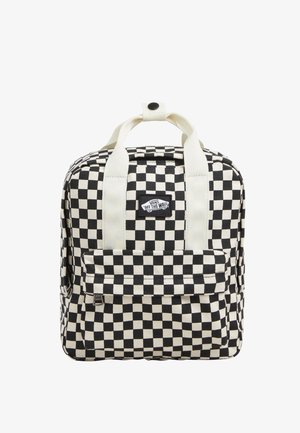 Sac à dos Vans à carreaux noirs et blancs avec poche avant zippée, poignées blanches et écusson logo "Vans Off The Wall".