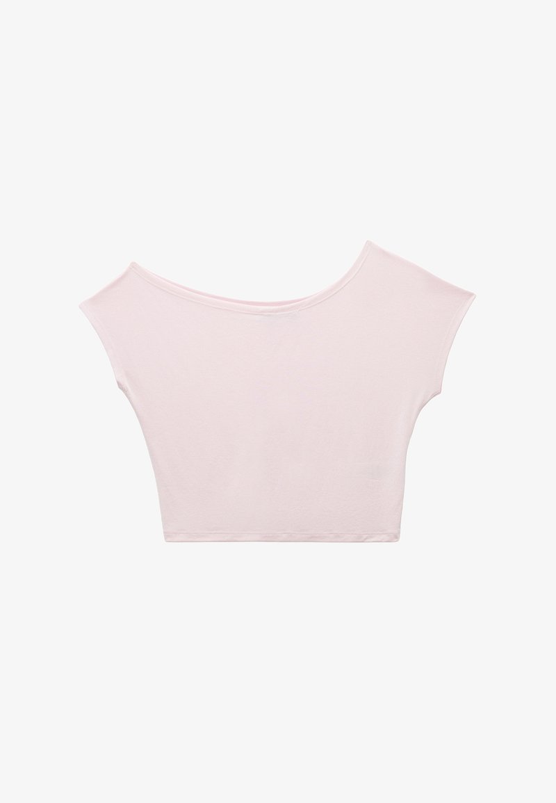 Lyserød cropped top med en bred, off-shoulder halsudskæring, korte ærmer og en blød, glat bomuldsstruktur.