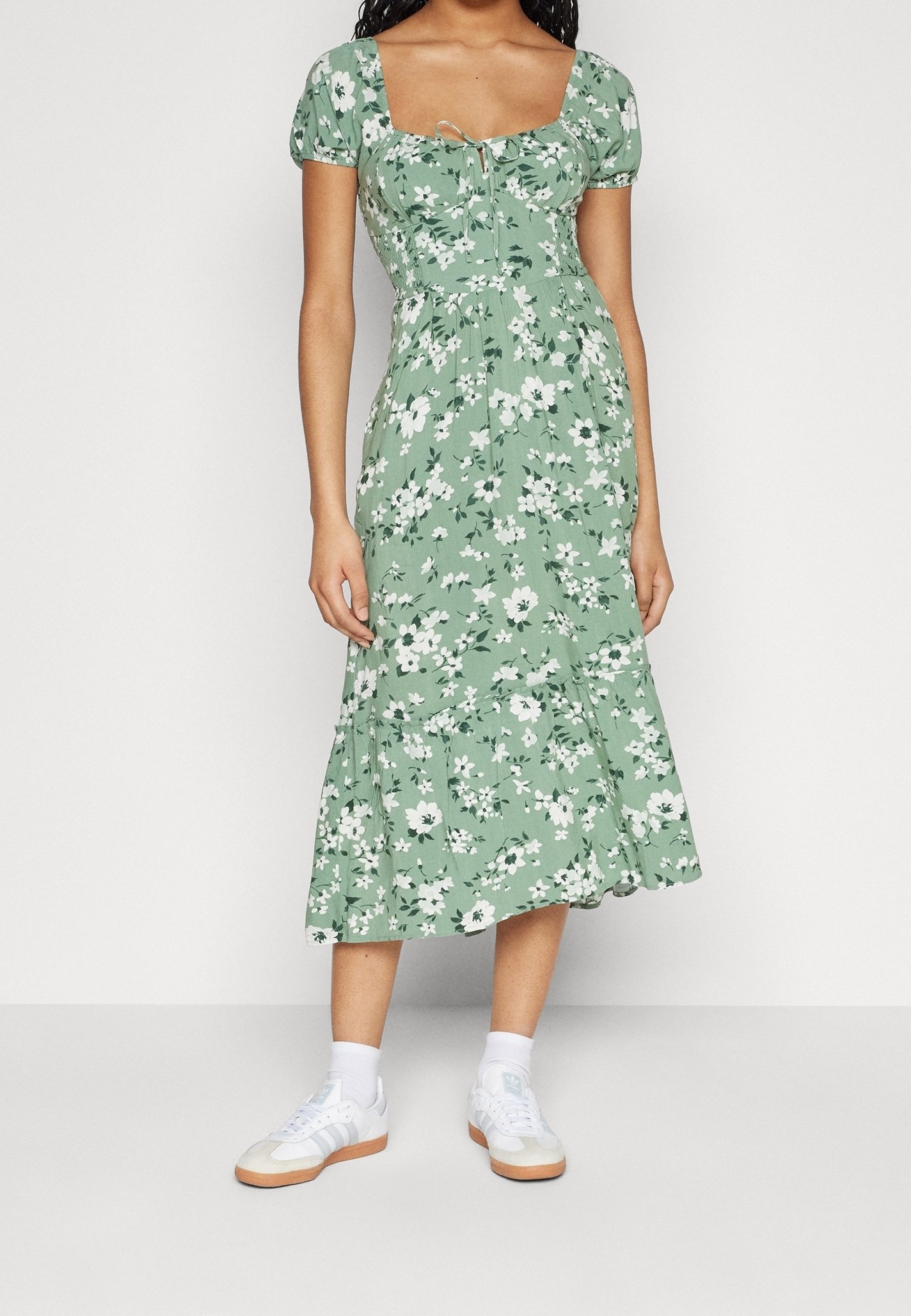 Hollister Co. Day dress - green - (Pre-owned) - Zalando.ie