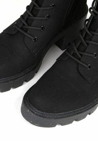 Miriade DAVINA - Stivaletti con plateau - nero