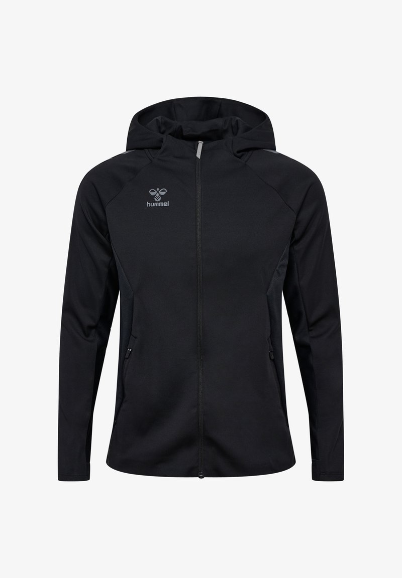 Veste à capuche noire en tissu doux et extensible. Présente une fermeture éclair avant, des manches raglan, des poches latérales et un logo sur la poitrine.