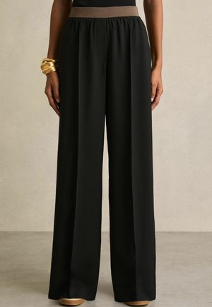 REGULAR FIT - WIDE-LEG ELASTICATED WAIST - Nohavice - black
