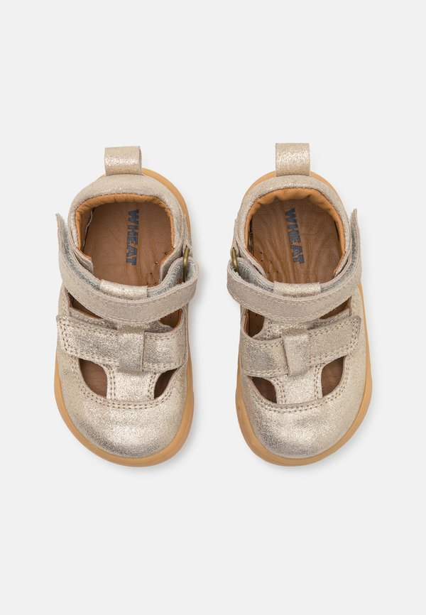 PREWALKER SVEN BAREFOOT - Sandals4