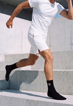 Fila, QUARTER 9 PACK - Κάλτσες - black