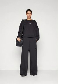 adidas Sportswear Pusa - black/white