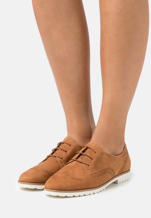 Lace-ups - muscat