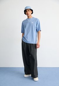 Puma BETTER CLASSICS OVERSIZED TEE - Pamata T-krekls - zen blue
