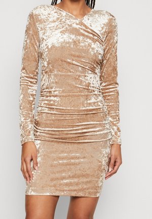 Koktejlové šaty / šaty na párty - sand