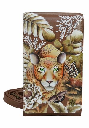 HANDPAINTED  - Telefoonhoesje - cleopatra's leopard tan