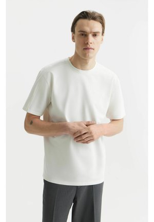 T-shirt basic