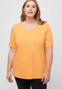 Ulla Popken T-shirt basic - orange