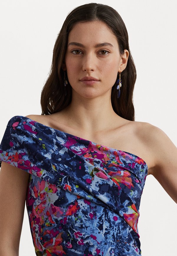 AMBELLA ONE SHOULDER - Print T-shirt4