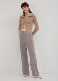 Calliope CON PINCES - Pantalon classique - marrone