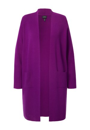 Lila, offene Strickjacke aus weichem Stoff, mit zwei vorderen Taschen und dreiviertellangen Ärmeln. Einfaches Design ohne Verschlüsse.