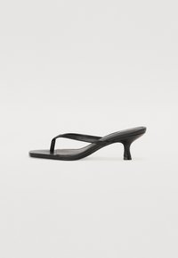 Selecionado, black paris