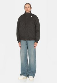 K-Way Giacca leggera - black