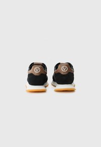 Valentino DRED - Trainers - black