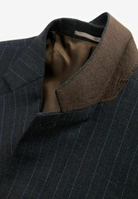 Next REGULAR FIT niebieski