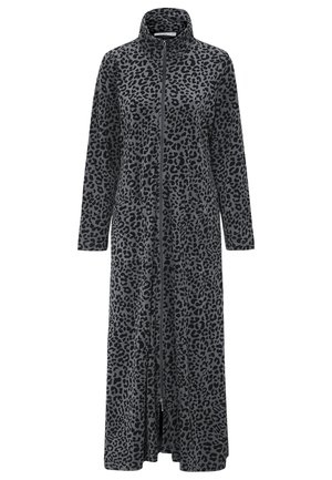 Grå leopardmönstrad lång zip-up kofta med hög krage, två framfickor och långa ärmar, tillverkad av mjukt, texturerat material.