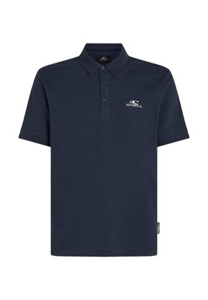 Marineblauwe polo van zacht materiaal; voorzien van een kraag, drie knopen en een logo op de linkerkant van de borst. Korte mouwen.