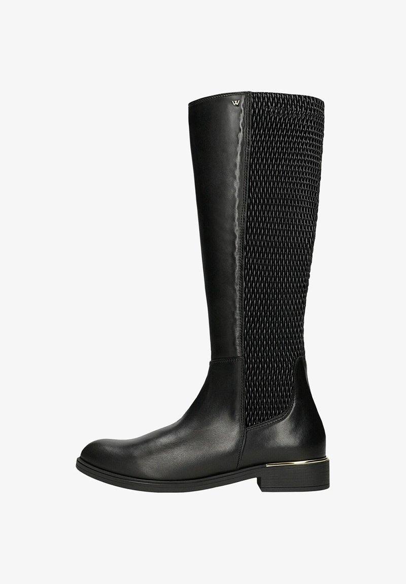 Czarne botki do kolan z gładkim skórzanym noskiem i piętą, pokryte teksturowanym, tkanym materiałem, wykończone złotym akcentem na pięcie.