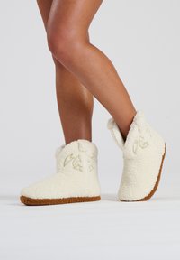 Loungeable BORG COWBOY BOOTIE - Hausschuh - cream