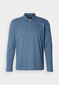 Δεν επιλέχθηκε, storm