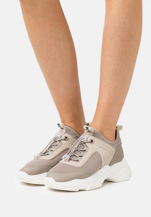 VEGAN LEIGHTON - Trainers - taupe