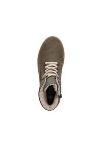 Bottine en suede verte avec un bout rond, des lacets beiges, une doublure en polaire et une semelle en caoutchouc marron. Comprend des œillets en métal et un logo sur la semelle intérieure.