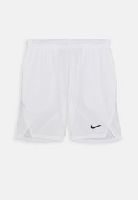 Vita atletiska shorts med elastiskt midjeband och svart Nike-swoosh-logotyp på nedre högra sidan mot en enkel bakgrund.