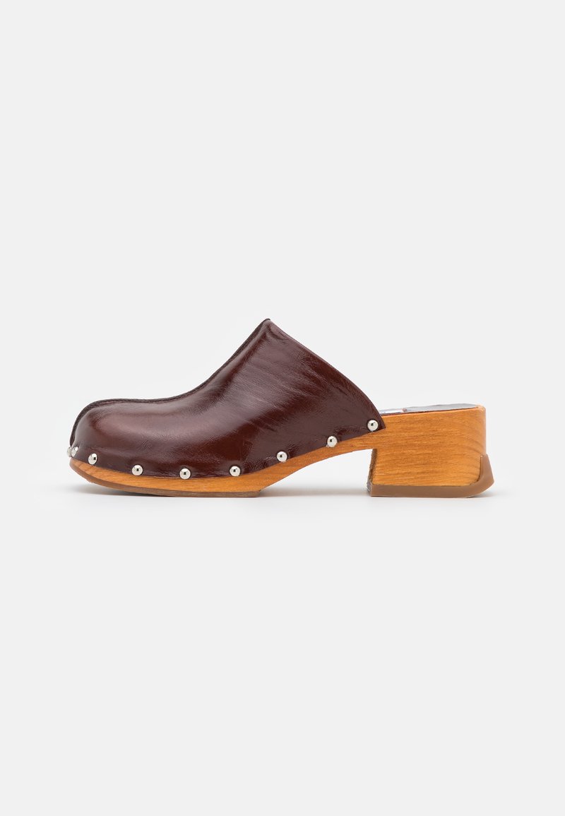 Damen Bekleidung | MIISTA ALLISON Clogs tangerine/cognac - VA01833 Damen Bekleidung | MIISTA ALLISON Clogs tangerine/cognac - VA01833