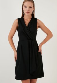 LELA REGULAR FIT - Juhlamekko - black