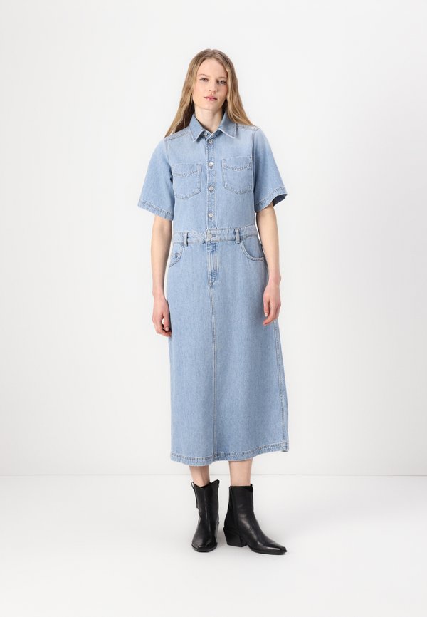 DRESSES A SHAPE MIDI LENGTH - Denim dress
