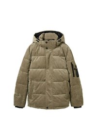 Padded olivgrüne Jacke mit Kapuze, ausgestattet mit einer Reißverschlusstasche am Ärmel und zwei Fronttaschen, aus einem weichen, strukturierten Stoff gefertigt.