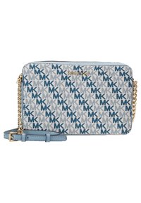 Borsa a tracolla blu in pelle con un motivo geometrico, con accenti in azzurro e navy, accessori in oro e una tracolla a catena rimovibile.