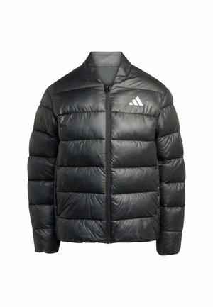 Černá péřovka se zipem vpředu, obsahující prošívané části a kulatý límec. Na levé části hrudi je bílé logo.