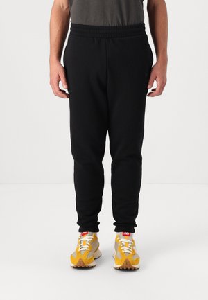 STRAIGHT LEG JOGGER - Joggebukse - black