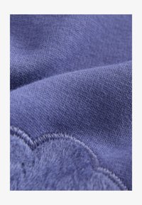 Non sélectionné, blue