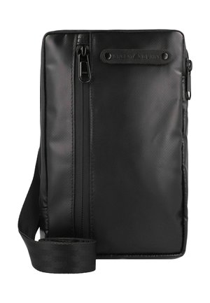 UPCYCLED TARPAULIN - Bandolera - black