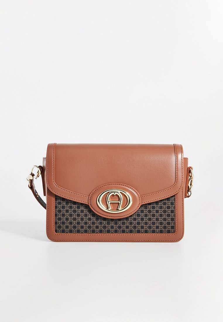 Geantă crossbody