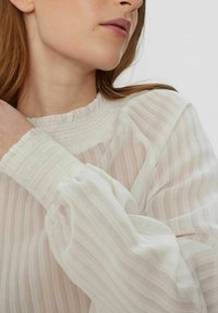 Nümph NUBEATE - Blus - bright white
