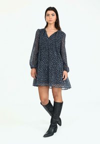 THE-ARE Vestido informal - grey