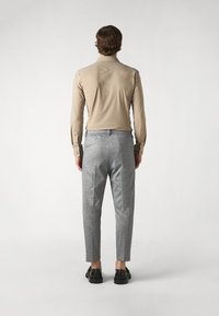 DRYKORN CHASY - Stoffhose - grey