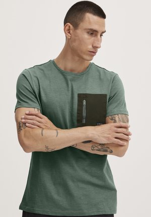 11 Project PRFRODE - T-shirt basic - duck green