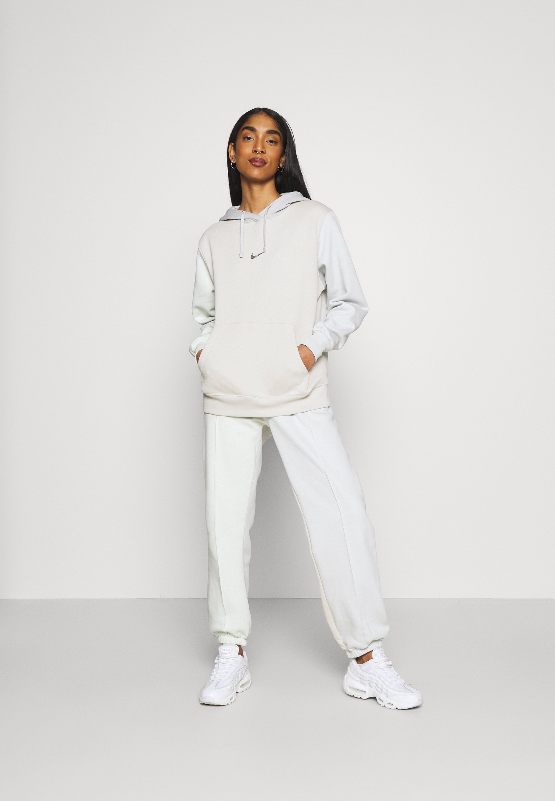nike sweater light bone