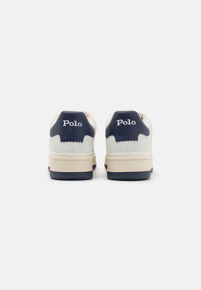 Polo Ralph Lauren MASTERS COURT LEATHER SUEDE SNEAKER UNISEX - Trainers - deckwash white/navy