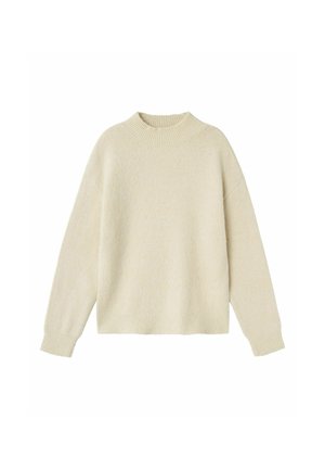 Pull en tricot beige avec un col montant, des épaules tombantes et des poignets côtelés. Texture douce et coupe décontractée. Pas de motifs ou d'accents visibles.