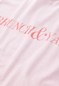 Non sélectionné, pink
